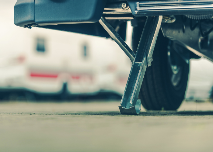 What Is the Best Way to Level a Caravan Without Ramps?